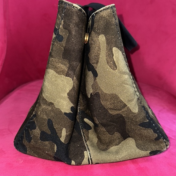 Prada Canapa travel work tote in camo large size - Picture 6 of 16
